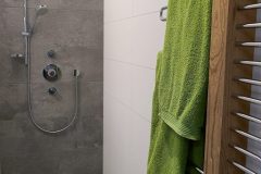 Traumsicht-Faschinajoch-Badezimmer-Dusche-scaled