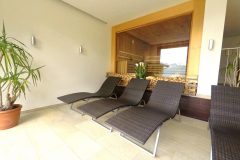 Traumsicht-Faschinajoch-Wellnessbereich-Finnische-Sauna-1-scaled