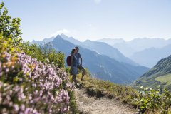 Ausblick-genießen-c-Alex-Kaiser-Alpenregion-Bludenz-Tourismus-GmbH