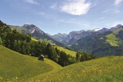 Blick-ins-hintere-Große-Walsertal-c-Martin-Caldonazzi-Alpenregion-Bludenz-Tourismus-GmbH